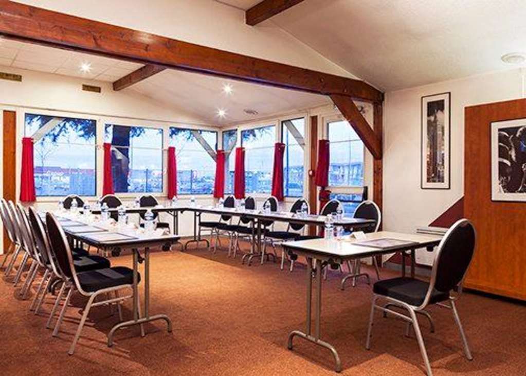 Sky Hotel Goussainville Charles De Gaulle Съоръжения снимка