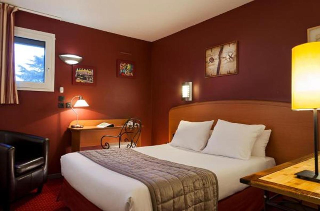 Sky Hotel Goussainville Charles De Gaulle Екстериор снимка