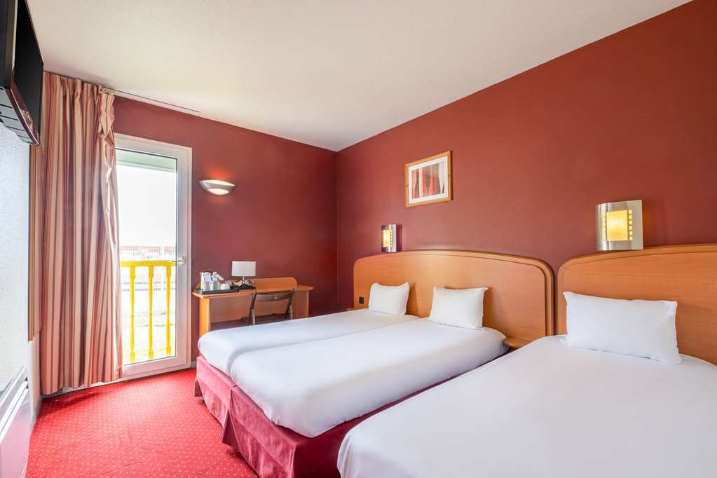 Sky Hotel Goussainville Charles De Gaulle Стая снимка